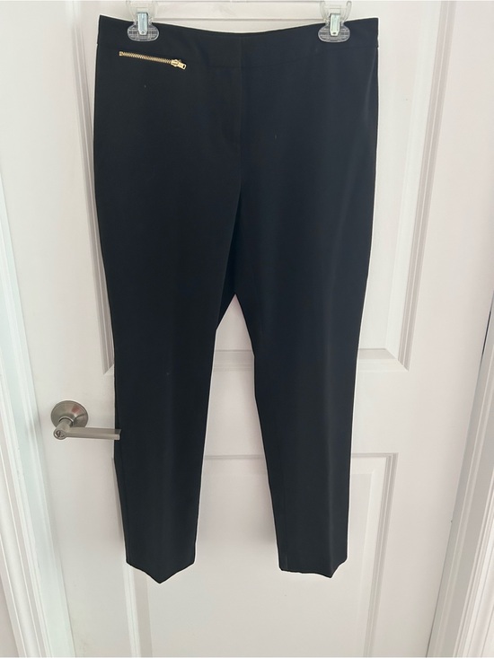 Ellen Tracy Pants - Ellen Tracy Black Ankle Pants with Gold Zip Accent